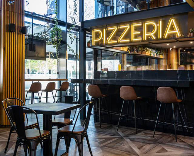 L'Artista Pizzeria Napoletana Fiestas Baleares