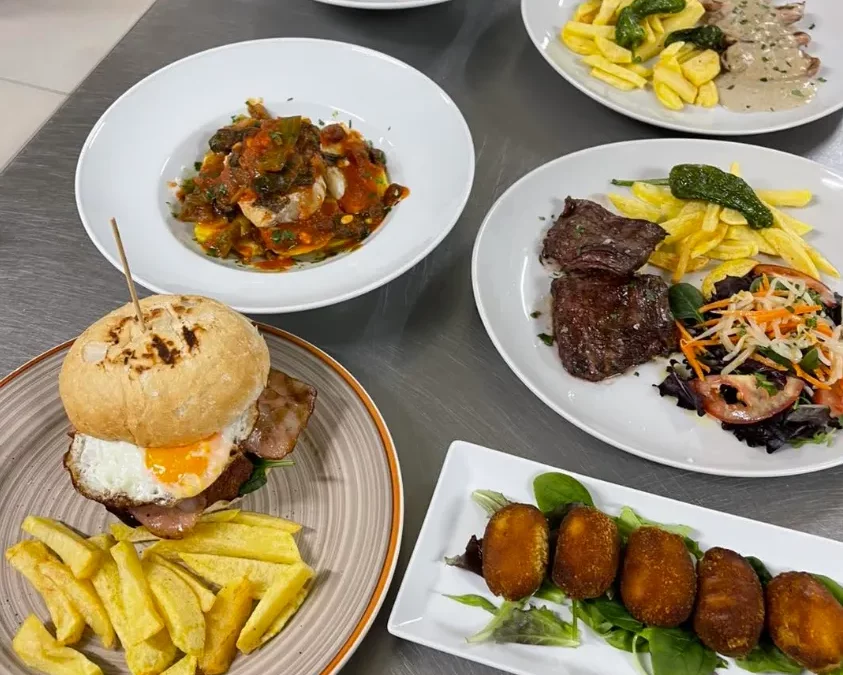 Gloria Café & Tapas